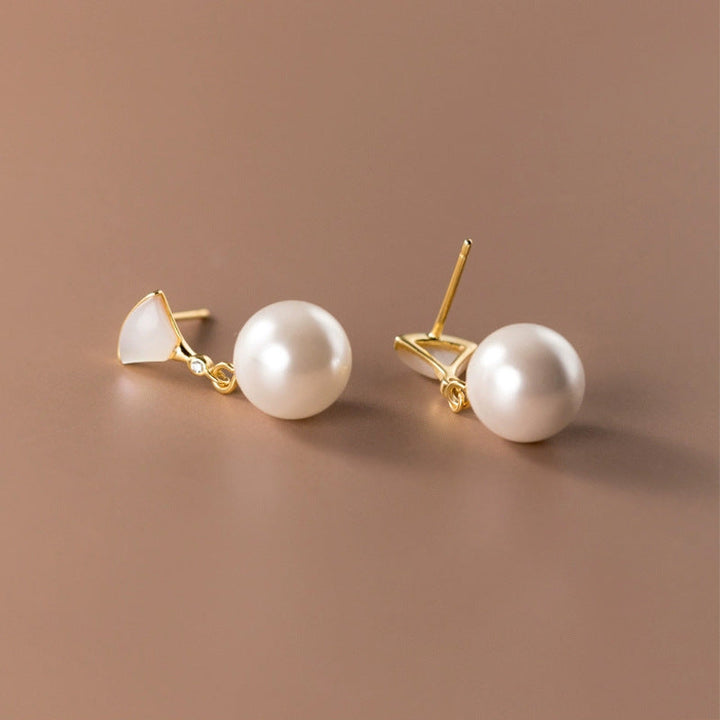 Lyca™ - Elegant Gold Pearl Earrings