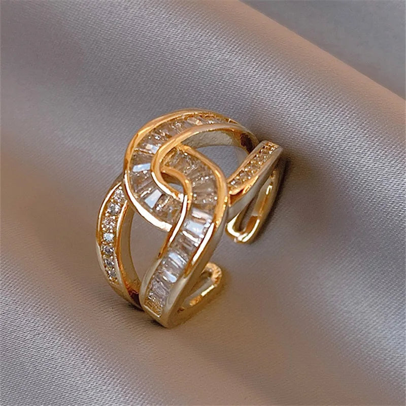 Haylee™ - Fashion Loop Ring