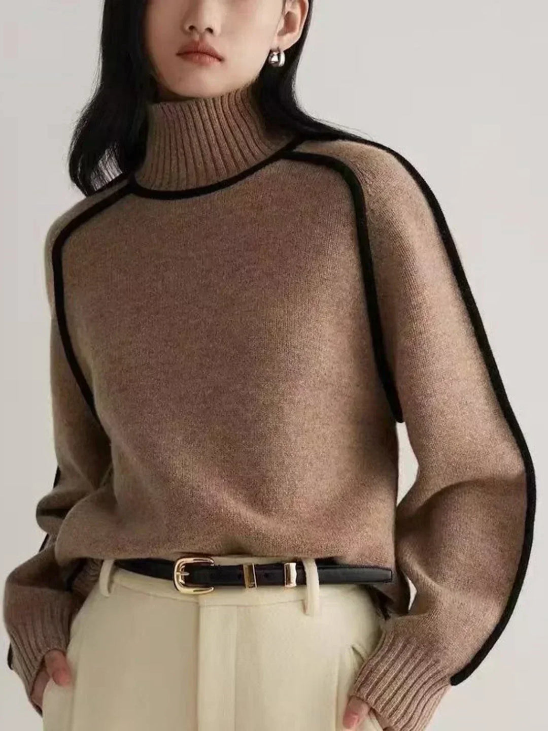 Elise – Refined Turtleneck Sweater