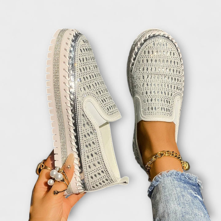 Thalia – Round Toe Comfortable Platform Loafer