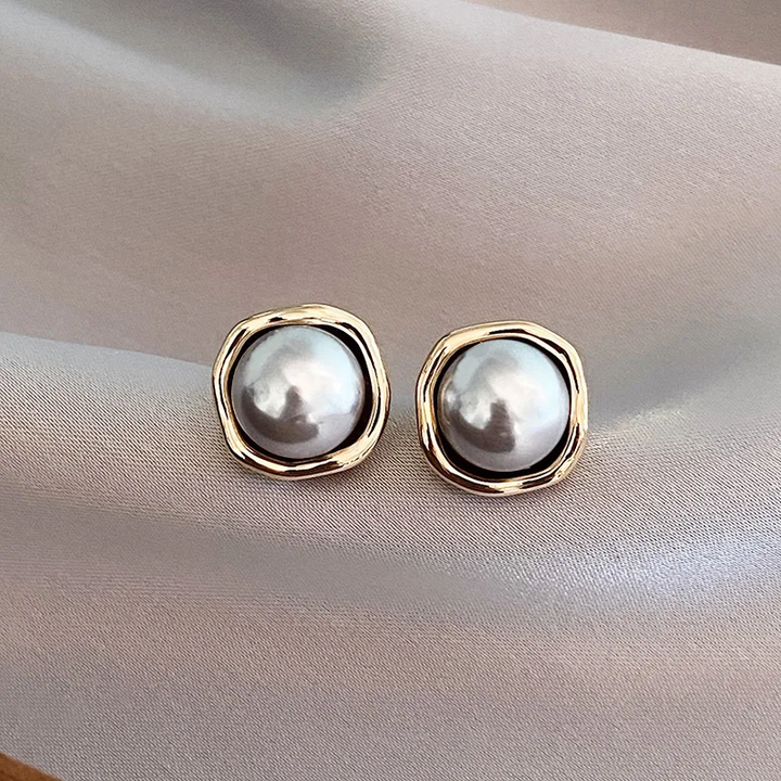 Orlina™ - Elegant Pearl Earrings