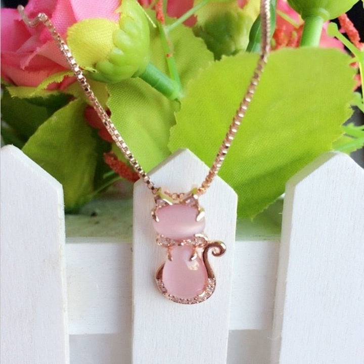 Necklace with Adorable Cat in Pink Stone with Zircon